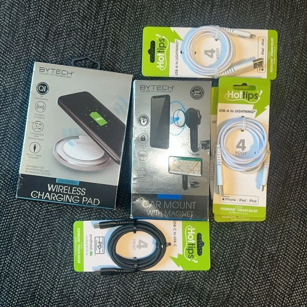 Wireless Charging Pad and Car Mount Set - Black